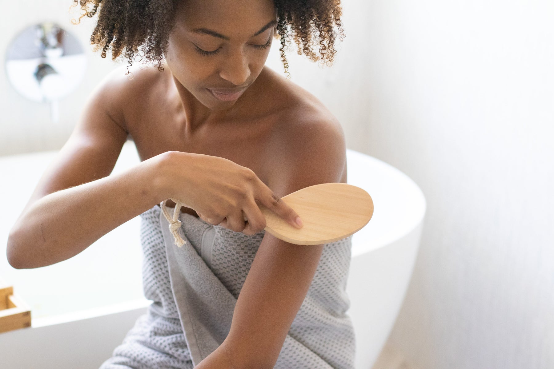 5 Easy Steps to Dry Brushing