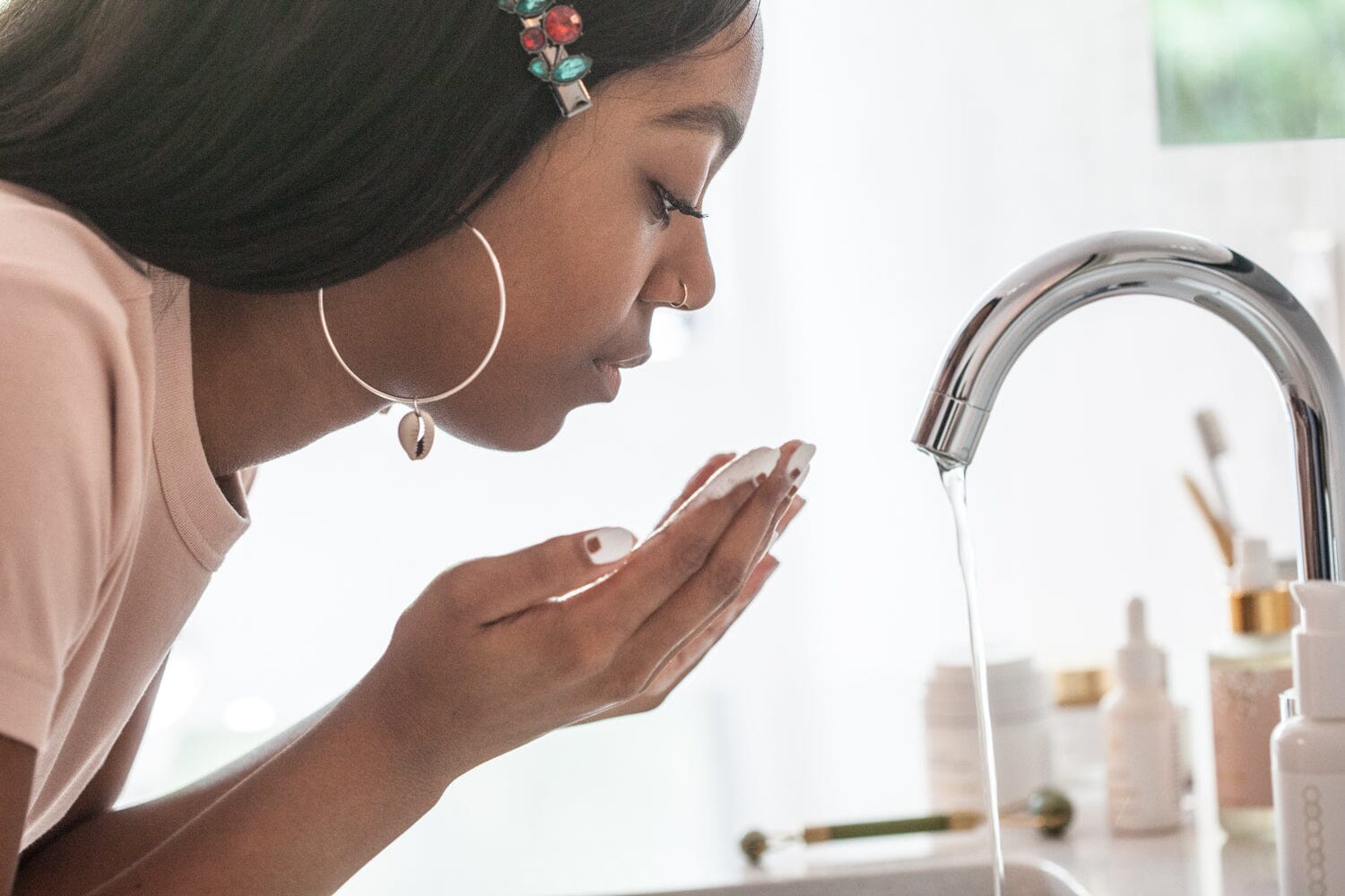 5 gifts mom + mentors actually want this Mother’s Day