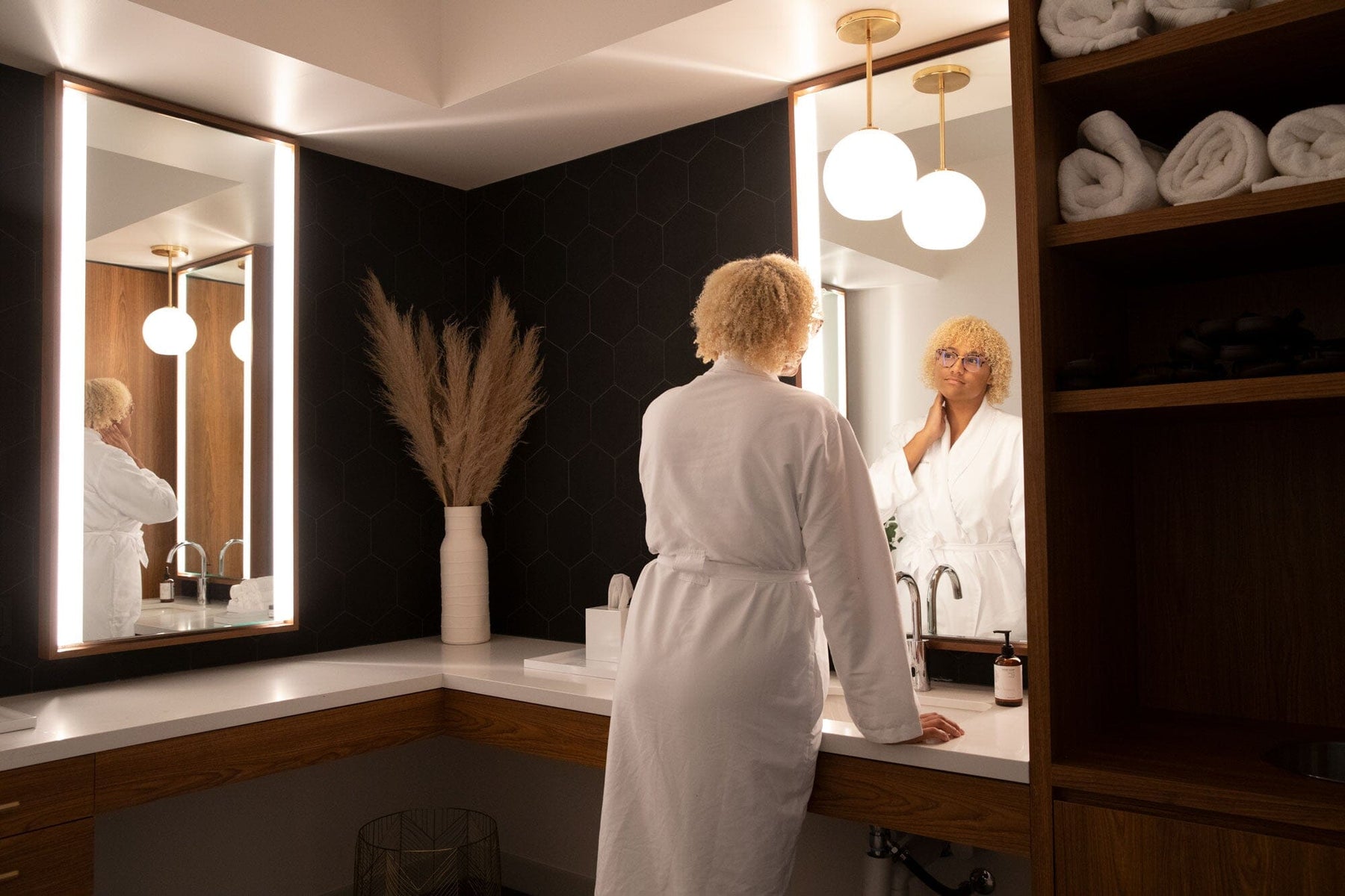 After-Facial Care: What to Do and What to Avoid