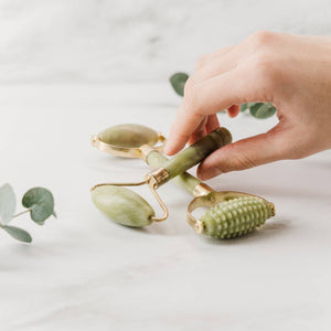 How to Use a Face Roller And Gua Sha at Home: Tips From an Esthetician