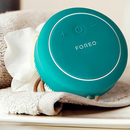 Foreo LUNA 4 BODY Cleansing Device 100 PC Foreo Beauty Evergreen 