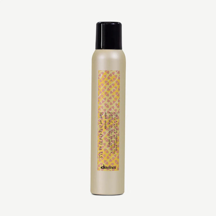 More Inside This is a Dry Wax finishing spray Styling Davines 